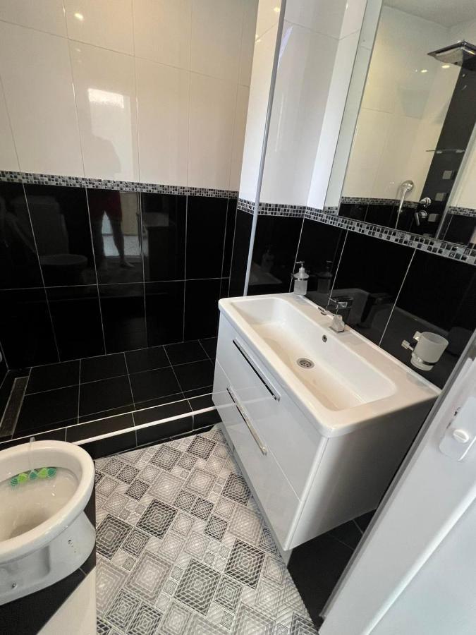 Apartman Glorija Kotor Eksteriør bilde